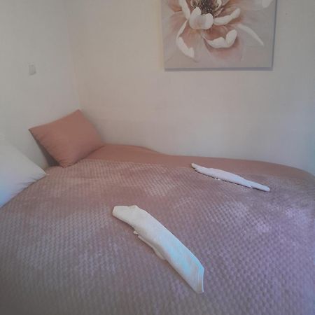 Apartment Wimi Zagabria Esterno foto